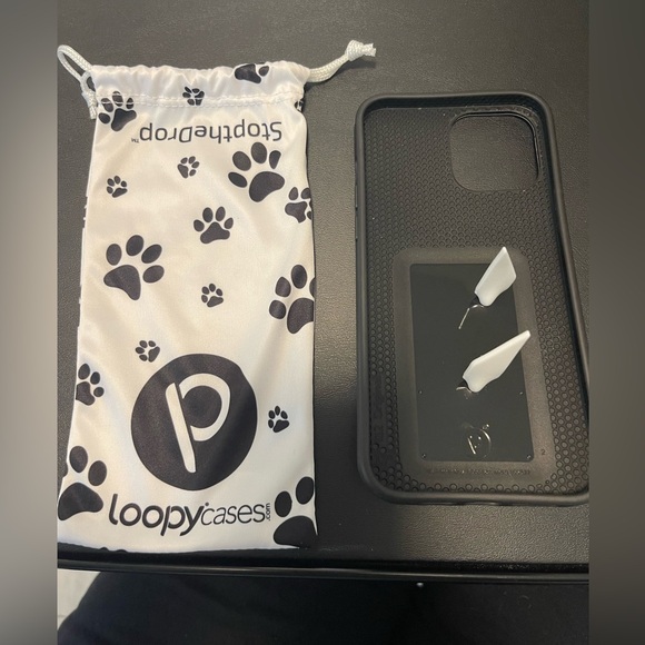 Loopy Case iPhone 12 Pro Max - Picture 2 of 8